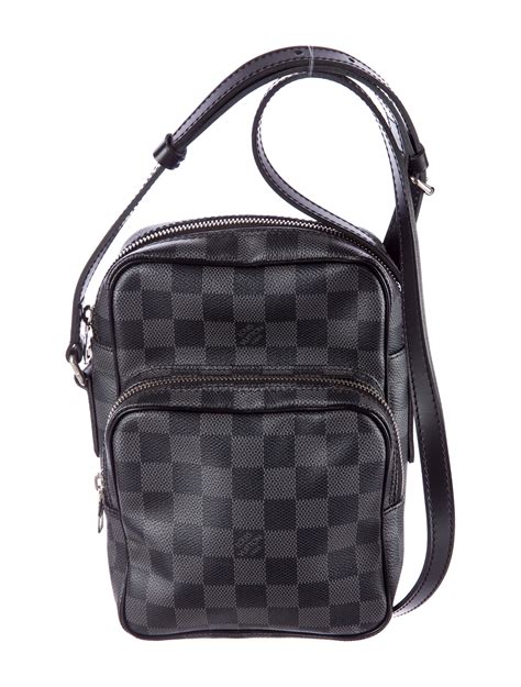 Louis vuitton crossbody mens. Things To Know About Louis vuitton crossbody mens. 